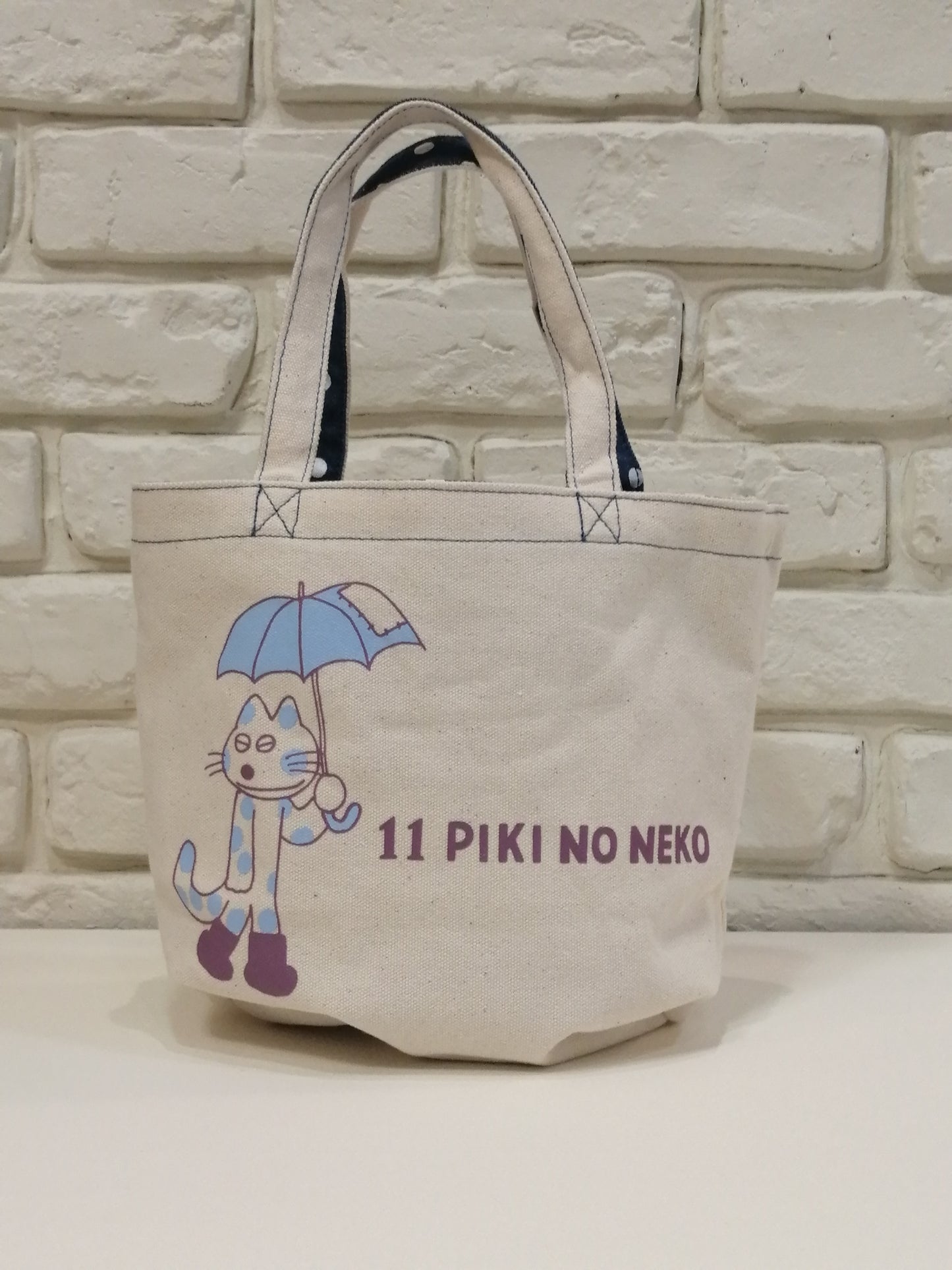 11ぴきのねこ リバーシブルランチトートバッグ 水玉